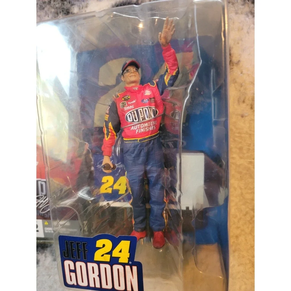 McFarlane Toys 📝 description